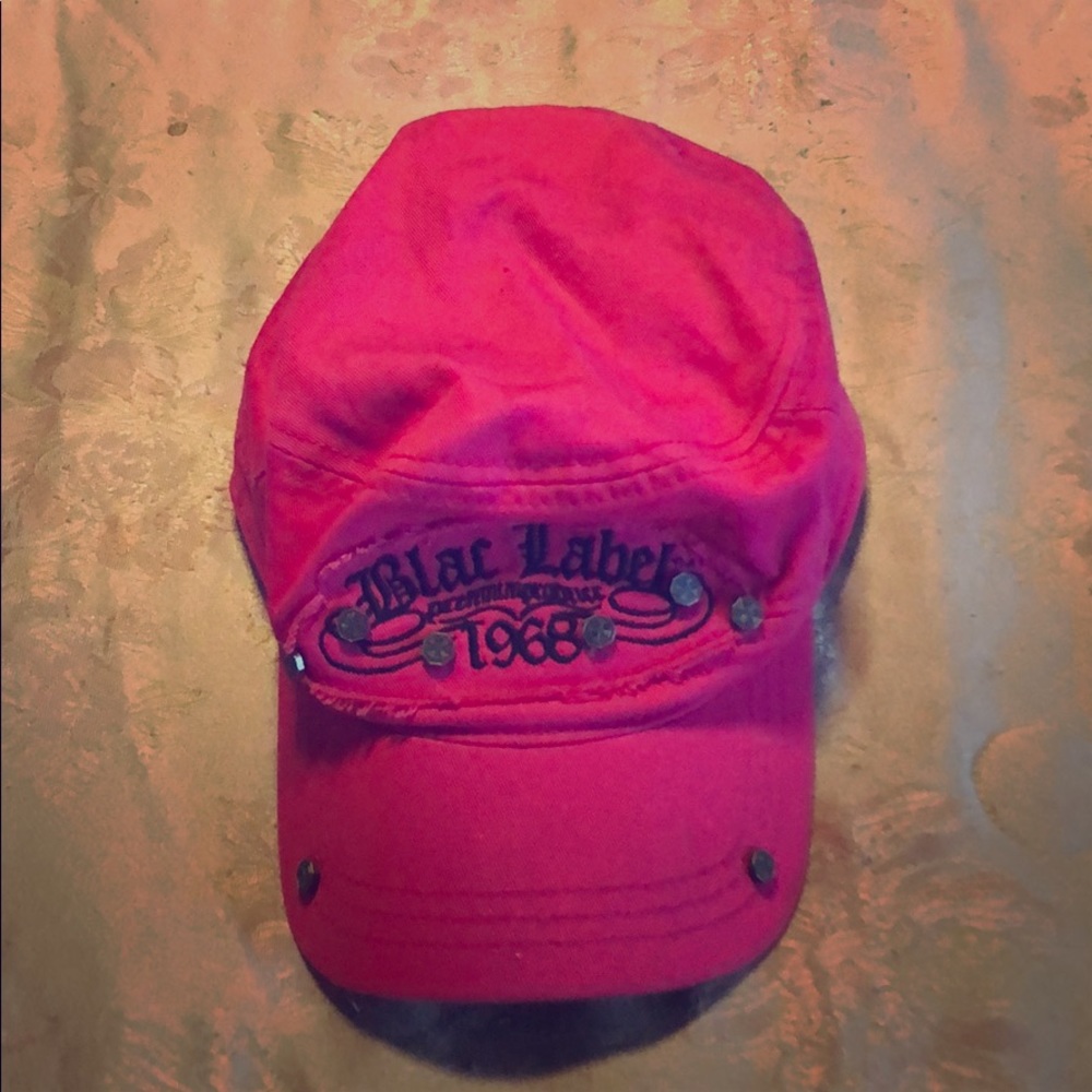 Like new blac label pink adjustable hat